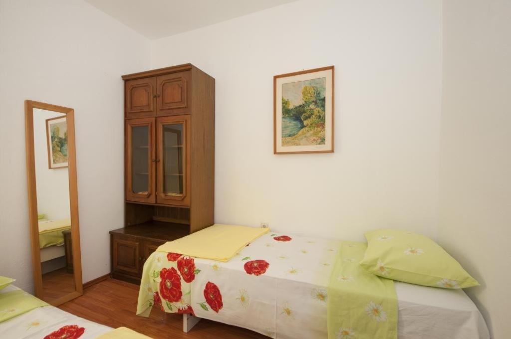 Apartments Kalajzic Pucisca Phòng bức ảnh
