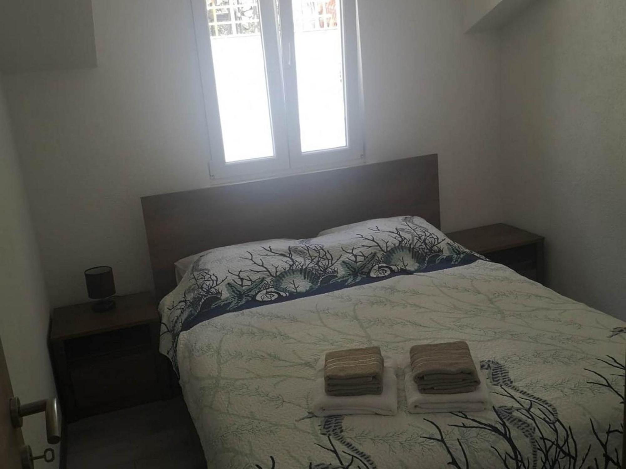 Apartments Kalajzic Pucisca Ngoại thất bức ảnh